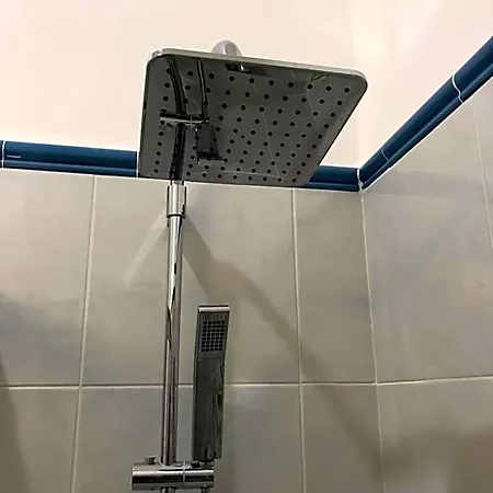 לינה וארוחת בוקר Le Marinelle
