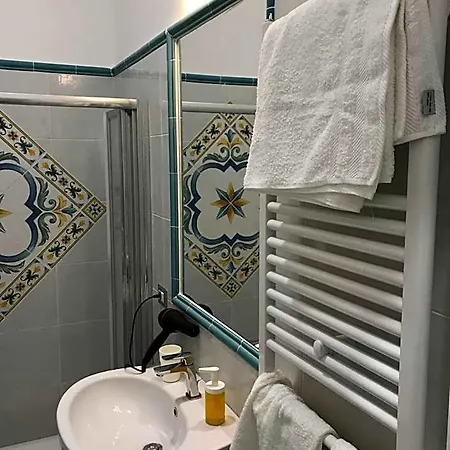 לינה וארוחת בוקר Le Marinelle